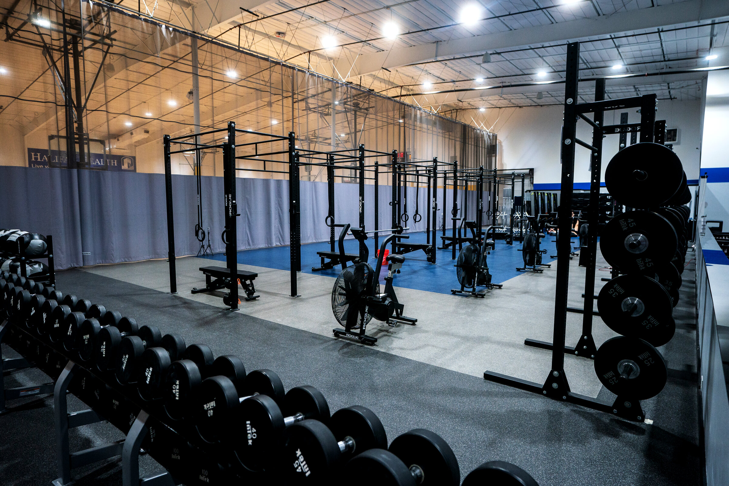 Modern CrossFit-style strength and conditioning gym at DME Academy
